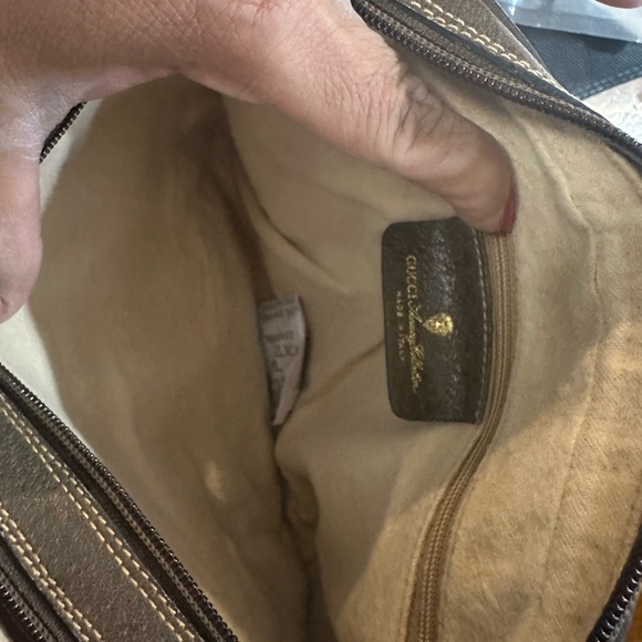 Gucci Signature Brown and Cream Crossbody Bag - Picture 13 of 14